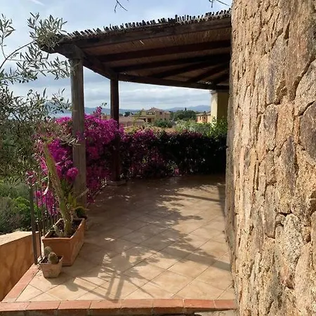 Casa Roberta - Villetta Vista Mare & Airco Vakantiehuis Olbia