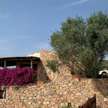 Vakantiehuis Casa Roberta - Villetta Vista Mare & Airco