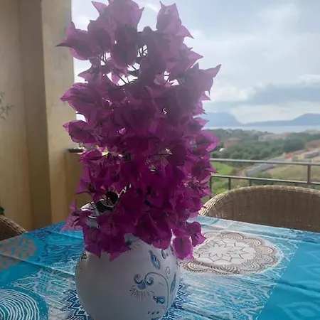 Casa Roberta - Villetta Vista Mare & Airco Vakantiehuis *